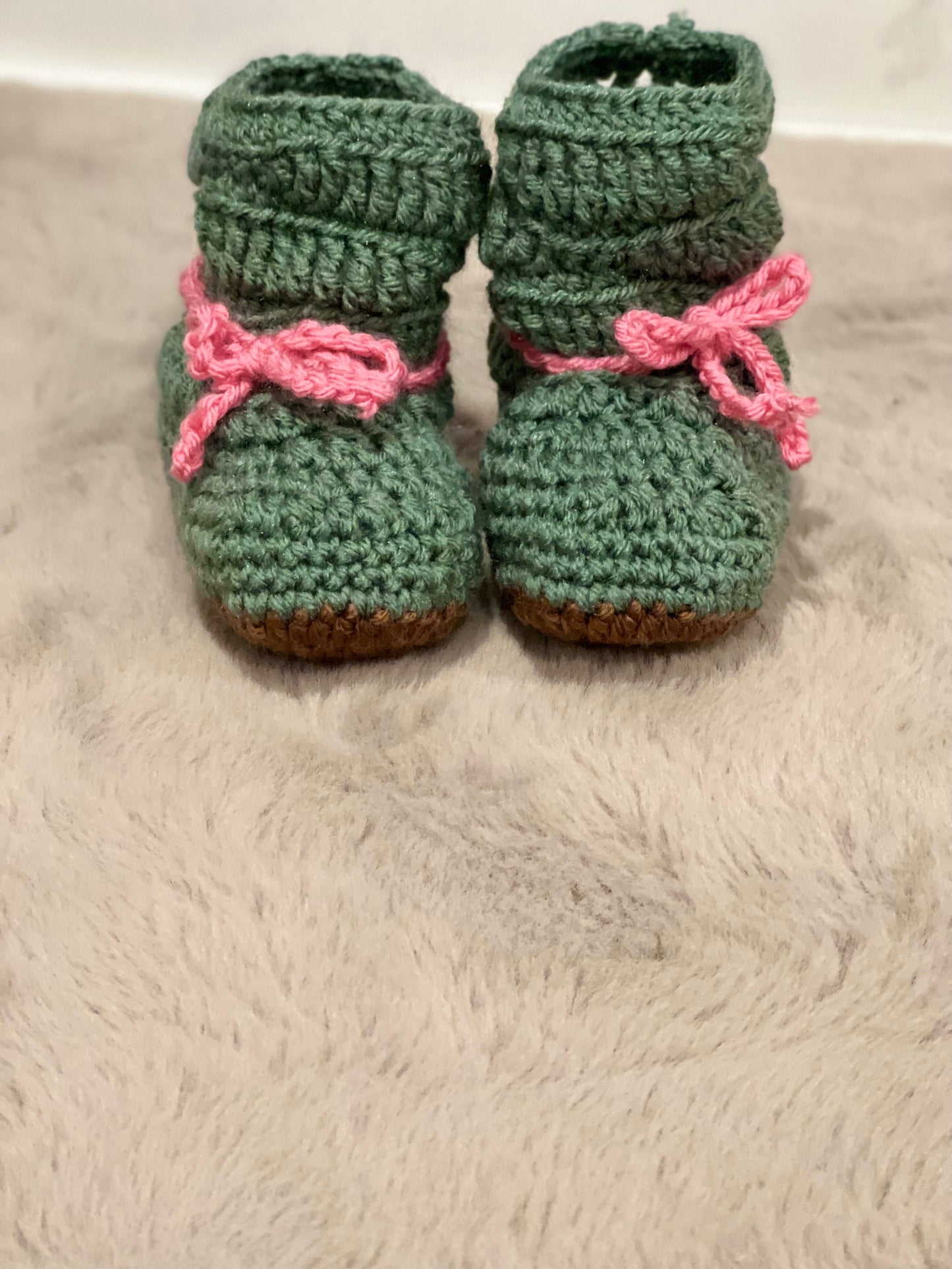 Slouchy Baby Booties